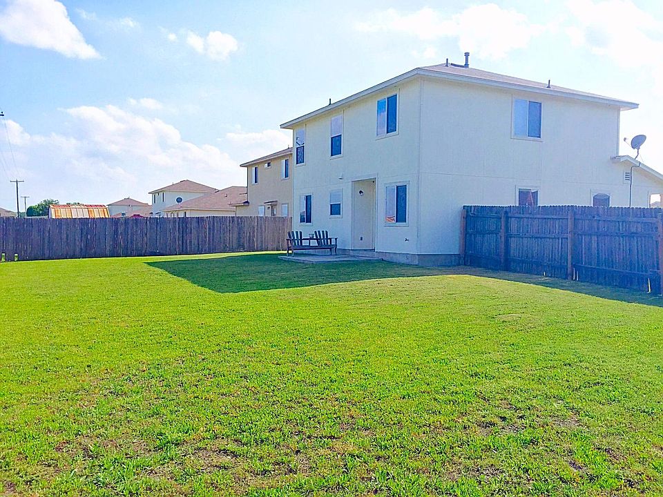 1st image of 326 Mitchell Dr