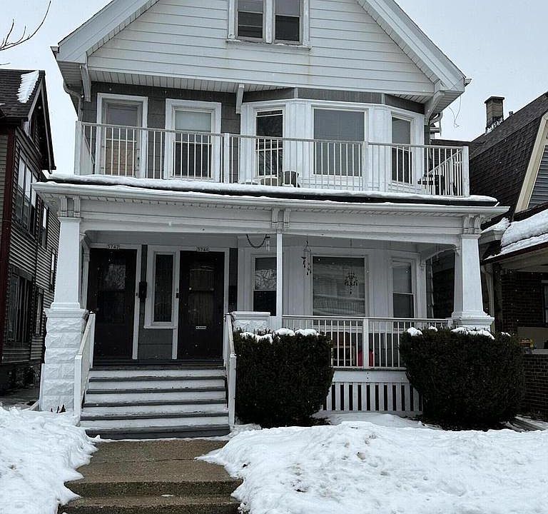 1st image of 3740 West Scott STREET #3742