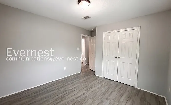 8117 Richland Dr — Photo 12