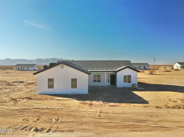 25852 W White Feather Lane, Wittmann, AZ 85361