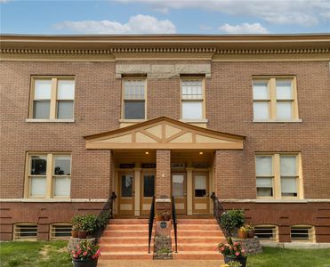4131 Russell Blvd, Saint Louis, MO, 63110