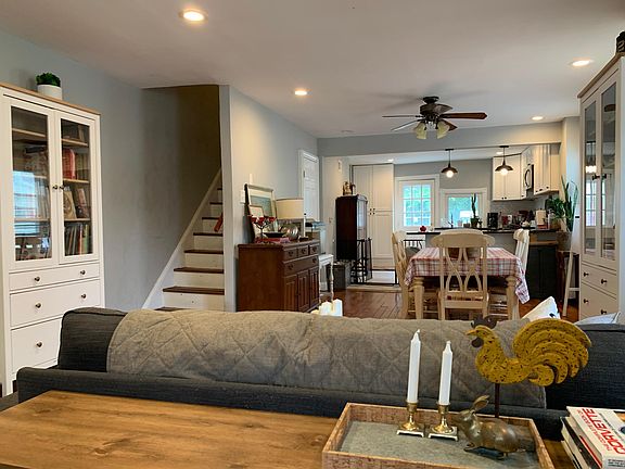 Fully renovated house with a bright and open floor plan