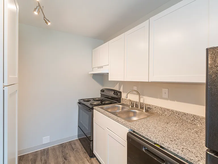 Kenton Place — Photo 13