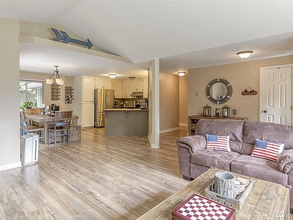 5th image of 11 Warbler Ln