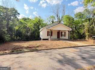 326 S McIntosh St, Elberton, GA 30635