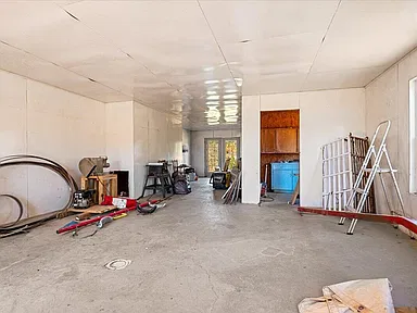 Property photo 38