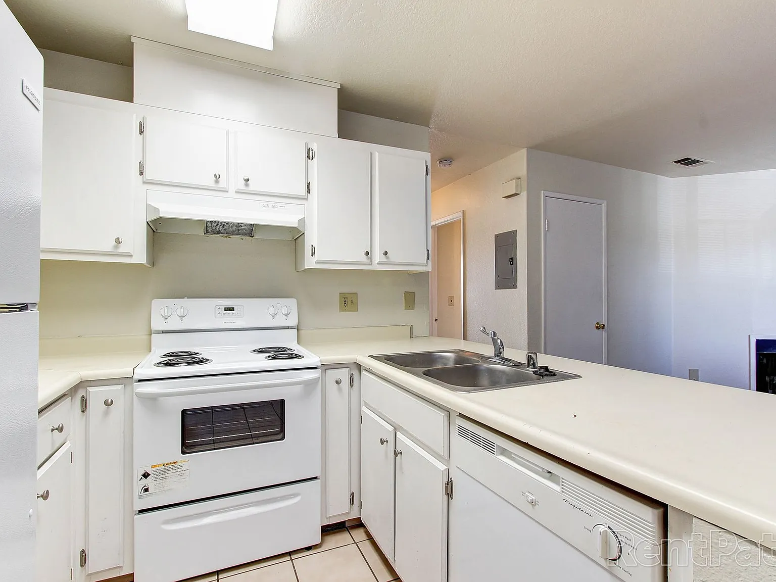 1108 Porter Avenue — Photo 1