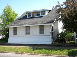 305 W Main St, Morganfield, KY 42437
