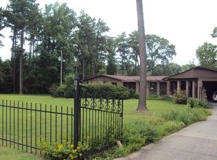 61 Shady Ln, Hattiesburg, MS 39402
