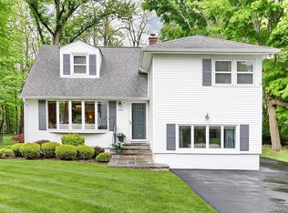 246 Cottage Road, Valley Cottage, NY 10989
