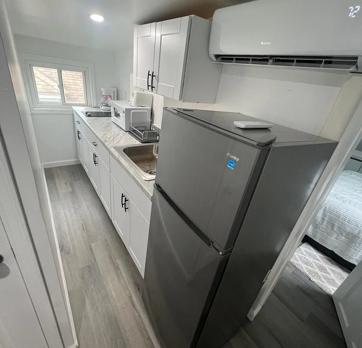 2 bed, $2,600 — Photo 2