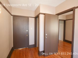 1019 University Ave SE #203, Minneapolis, MN 55414