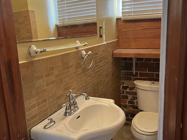 18 W Oglethorpe Ave #B — Photo 13