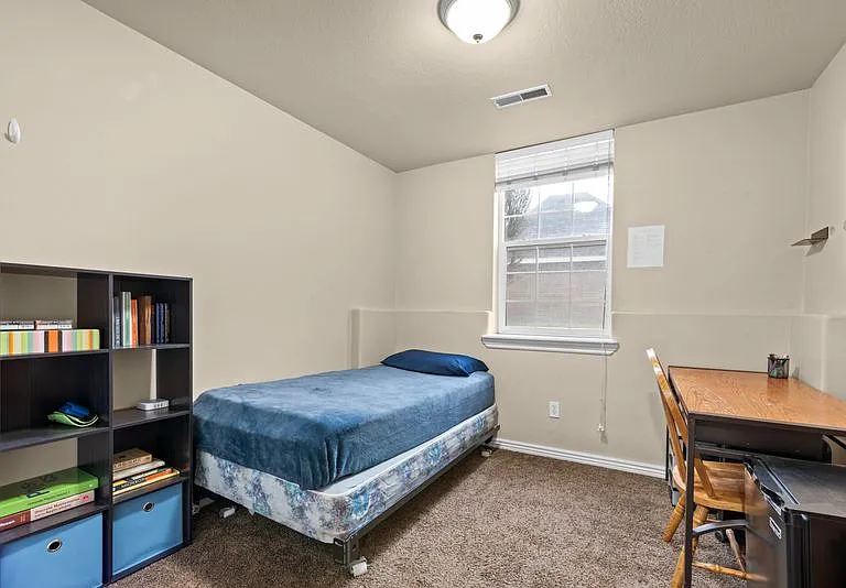 437 N Belmont Pl #160 — Photo 8