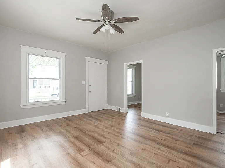 3635 W 46th St #1 — Photo 3
