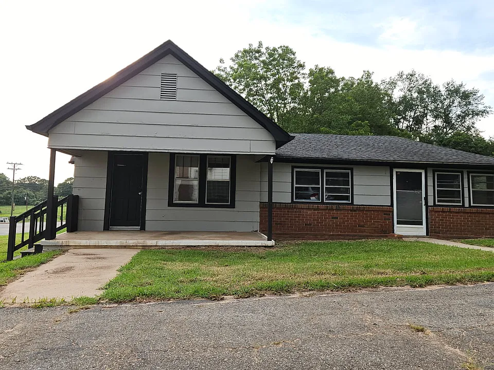 11736 Asheville Hwy