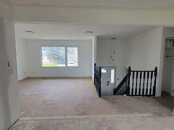 4th image of 7613 Patterson Dr