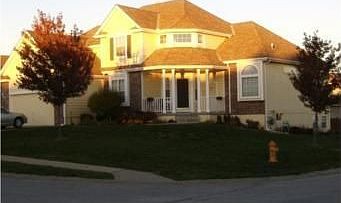 1st image of 1215 SE 12th Ct