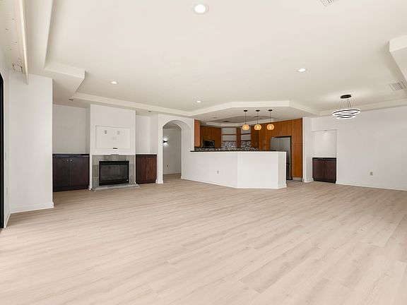 5th image of 7920 Herschel Ave #36