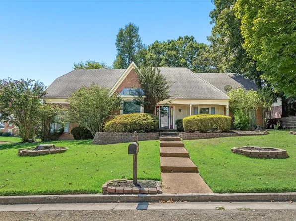 361 Summerfield Ln, Cordova, TN 38018