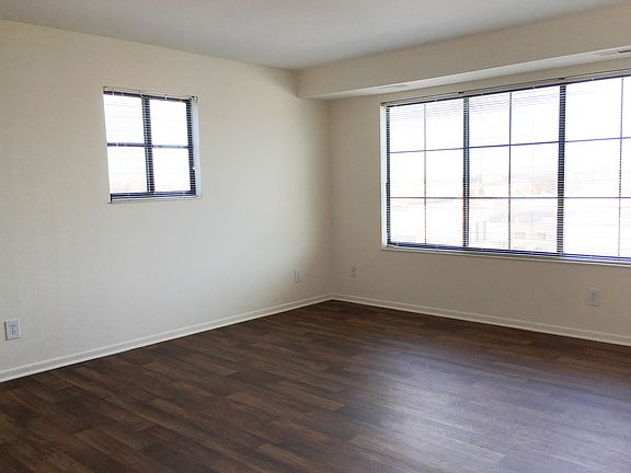 5th image of 600 River Place Dr APT 6639