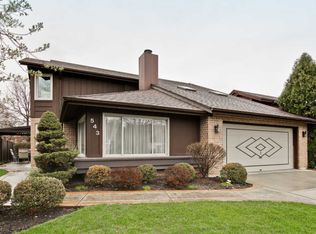 543 Waikiki Dr, Des Plaines, IL 60016