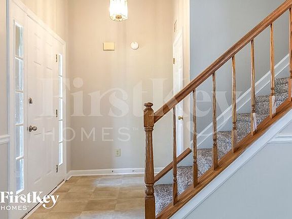 2nd image of 1040 Heatherwood Ct