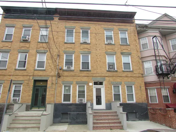 13 Jefferson Avenue image 1 of 13