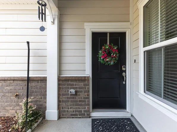 1118 Morrison Dr, Durham, NC 27703