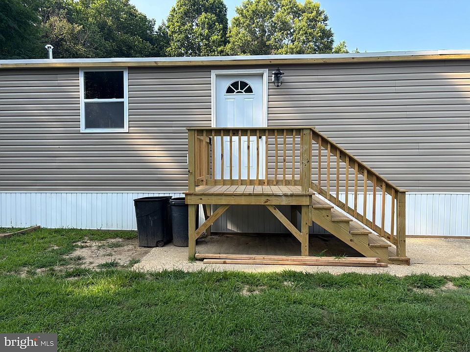 1st image of 214 Jaguar Dr