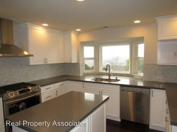 509 Renton Ave S, Renton, WA 98057