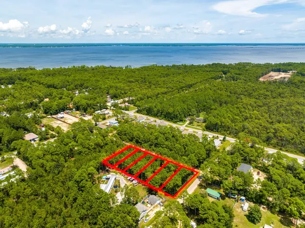 7-12 Santa Rosa St, Pt Washington, FL 32459