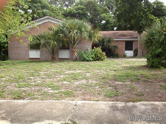 1st image of 1630 Leach Cir