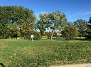 36 Bogey Club Cir, Saint Charles, MO 63303