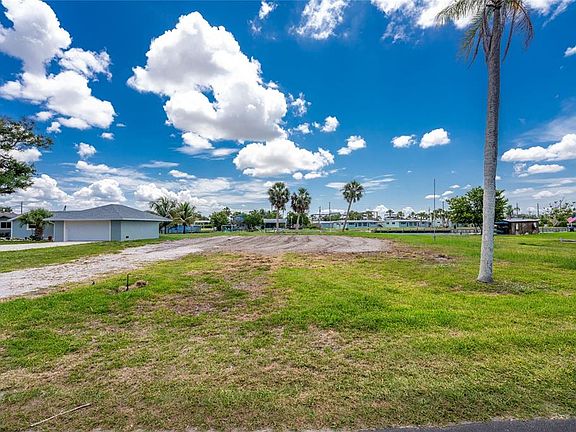 2nd image of 1899 Riverside Dr #158
