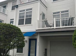 325 W Marina Pkwy, Lorain, OH 44052