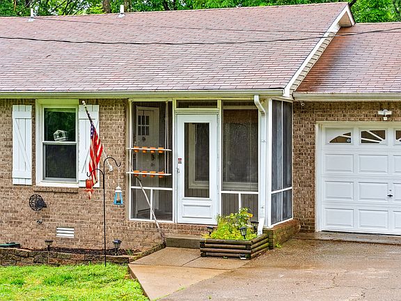 3rd image of 668 Beth Dr