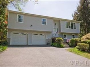 46 Barrett Hill Rd, Mahopac, NY 10541