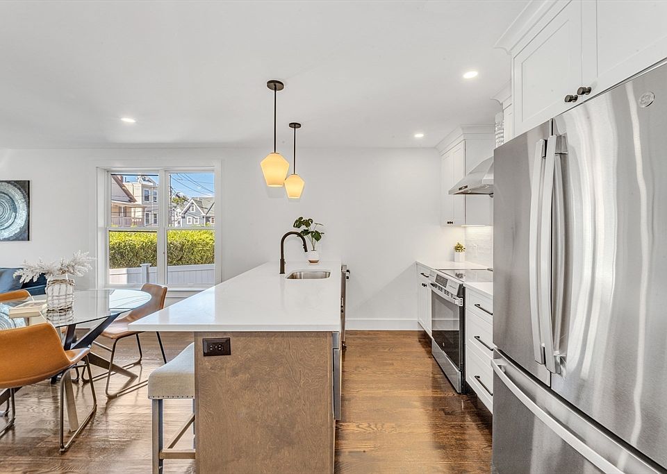1st image of 3 Lyford St #1