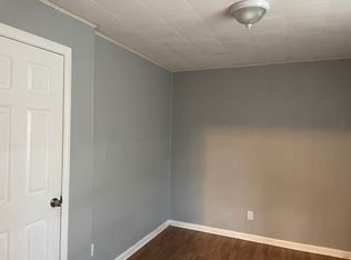 16 Pleasant St, Salem, NH 03079