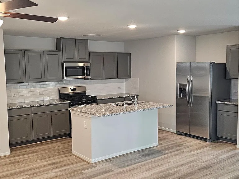 5207 Shallowhurst Ln — Photo 10