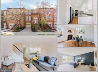 10151 Turnberry Pl, Oakton, VA 22124
