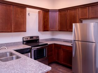 415 Station St APT 7, Bridgeville, PA 15017