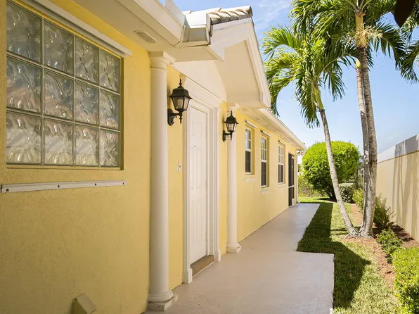 10828 SW Dardanelle Drive, Port St Lucie, FL 34987