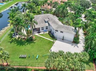 8649 NW 60th Ct, Parkland, FL 33067