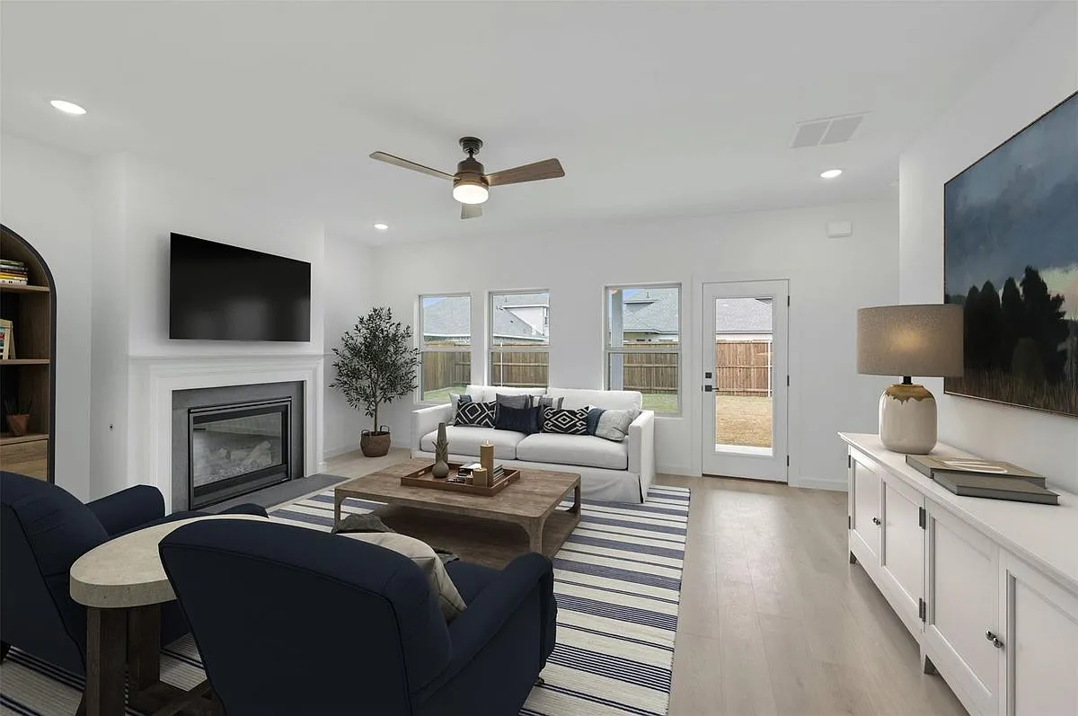 Building Photo - 528 Brookside Dr
