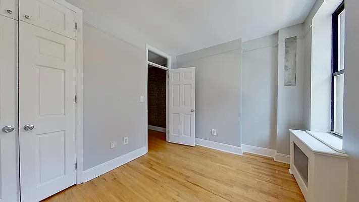 Rented by Compass | media 28