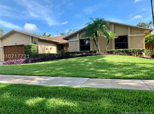 8913 SW 49th Ct, Cooper City, FL 33328