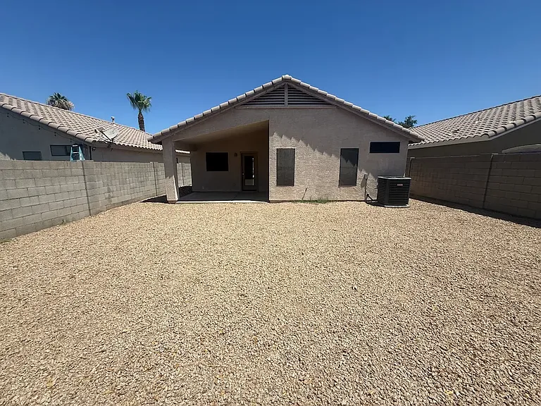 3235 E Hononegh Dr — Photo 11