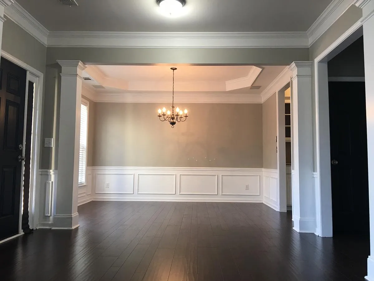 4 bed, 2294 sqft, $2,790 — Photo 2